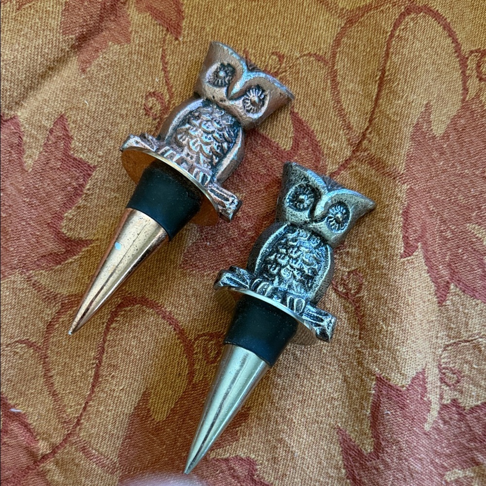 Elegant Owl Wine Stoppers - Bronze and Copper